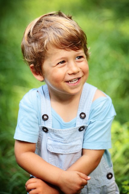 Enfant.jpg - Photographe d'enfant et bébé dans la loire : Rive de gier, saint chamond, grand-croix, l'horme, saint martin la plaine