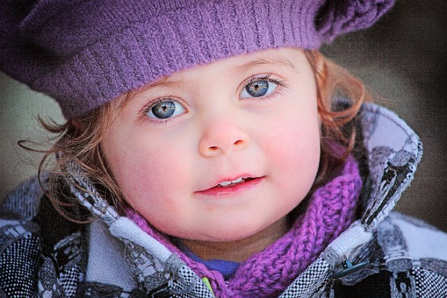 Photographe-portrait-enfants.jpg - Photographe pour photos d'enfants sur Saint-etienne Lyon (Rive-de-Gier, Saint-Chamond)