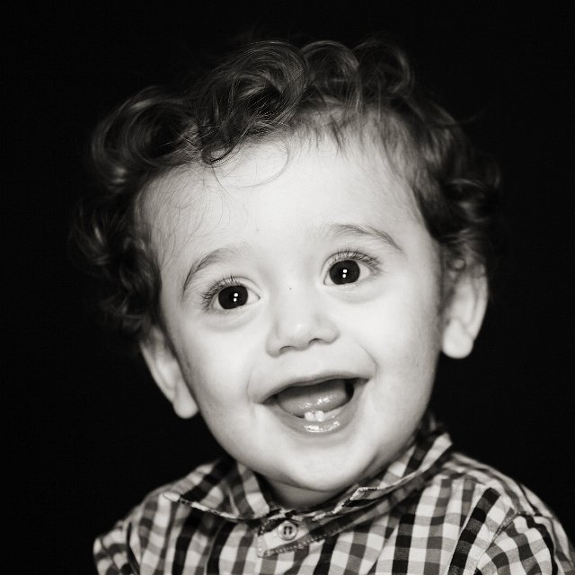 Portrait-enfant.jpg - Portrait d'enfant par un photographe dans la loire, saint-etienne, saint-chamond