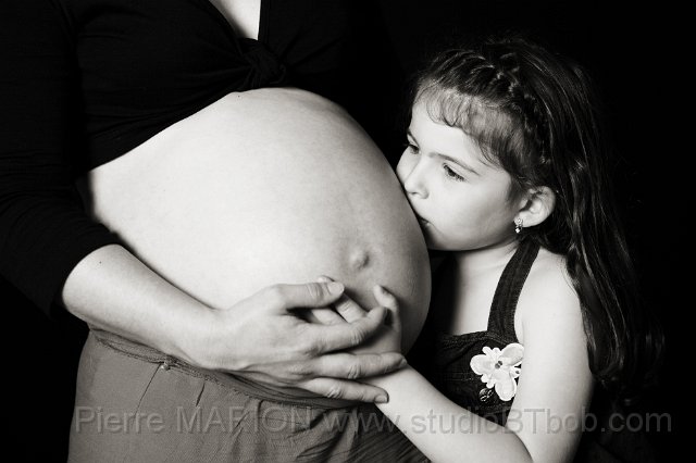 Grossesse_012.JPG - Photographe de grossesse, femme enceinte, nouveau-ne et bebe sur Lyon - Saint-etienne - Roanne