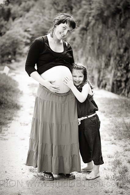 IMG_0793nb.JPG - Photos de grossesse avec enfant vers rive-de-gier, saint-chamond
