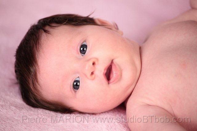 Portrait-naissance-lyon.JPG - Photographe de nouveau-ne et bebe