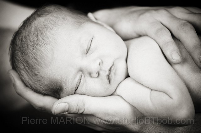 photos-bebe-.jpg - Photographe pour photos de bébé, séance photo bébé en Rhône-Alpes : Lyon Saint-etienne