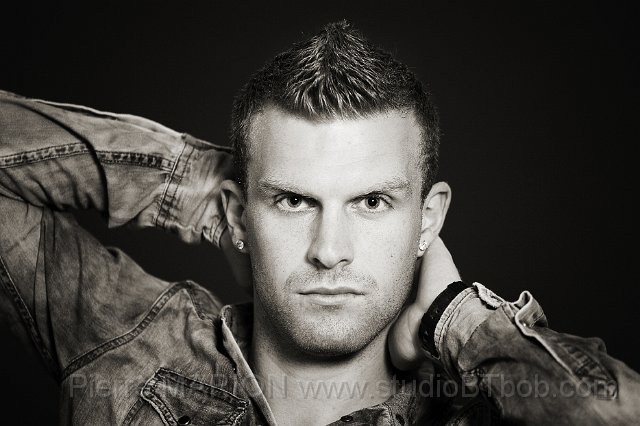 Portrait-homme.JPG - Photographe de portrait homme en studio Saint-etienne, Saint-chamond, lyon