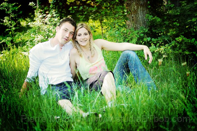 Photo-de-couple.jpg - Photographe de photos de couple en studio/extérieur sur Lyon - Saint-étienne