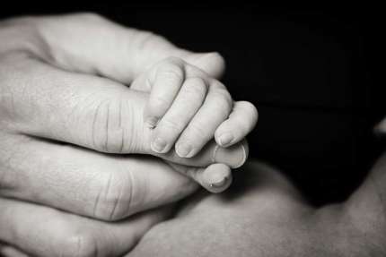 Photos main de bébé